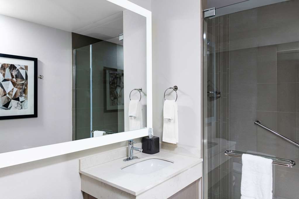 Hyatt House Nashville Downtown Convention Center - photo 12