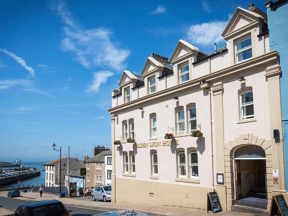 The Golden Lion Hotel — hotel in Maryport
