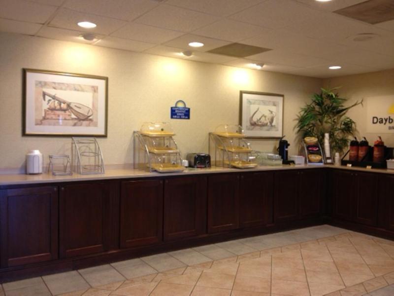 Days Inn Dothan - carbon neutral hotel in Dothan