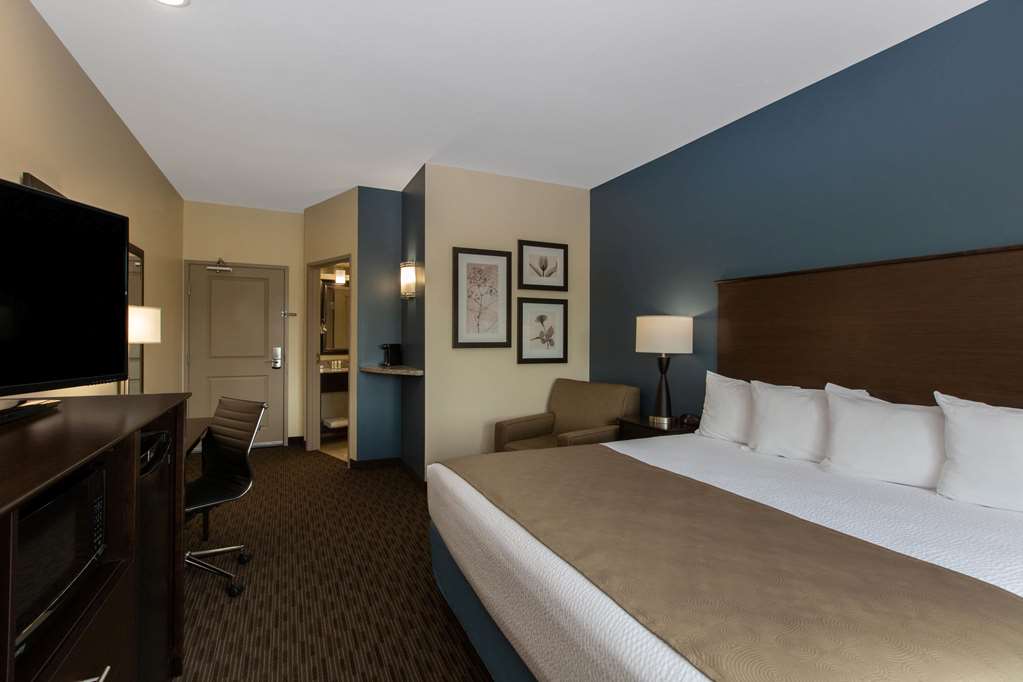 AmericInn by Wyndham Sioux Falls North - photo 9