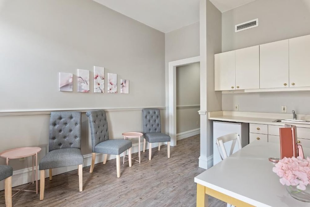 The Audubon Hotel and Event Venue - photo 20