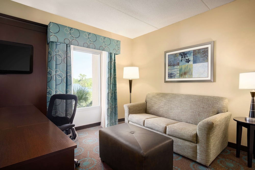 Hampton Inn & Suites Bluffton Sun City - photo 15