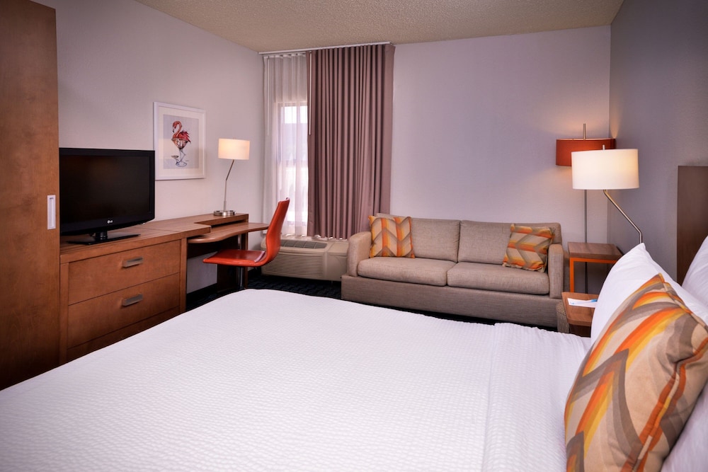 Fairfield Inn Las Vegas Convention Center - photo 4