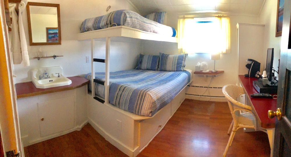 Driftwood Inn and Seaside Lodges - photo 19