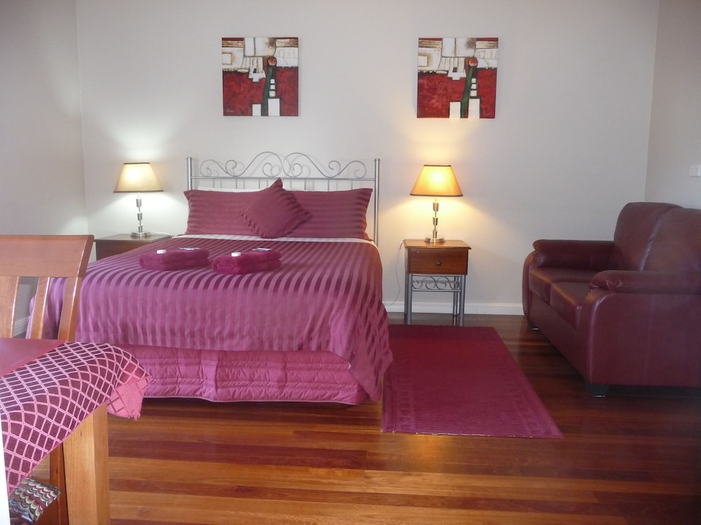 Angela’s Beach Stays in Apollo Bay, Australia