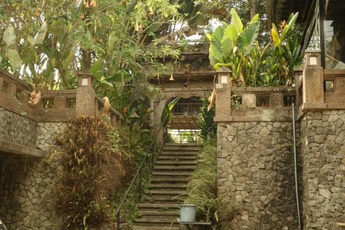 Sosis Kraton — 4-Star Luxury Hotel in Lembang, Indonesia