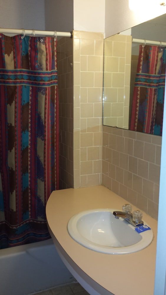 Rotan Inn - photo 8