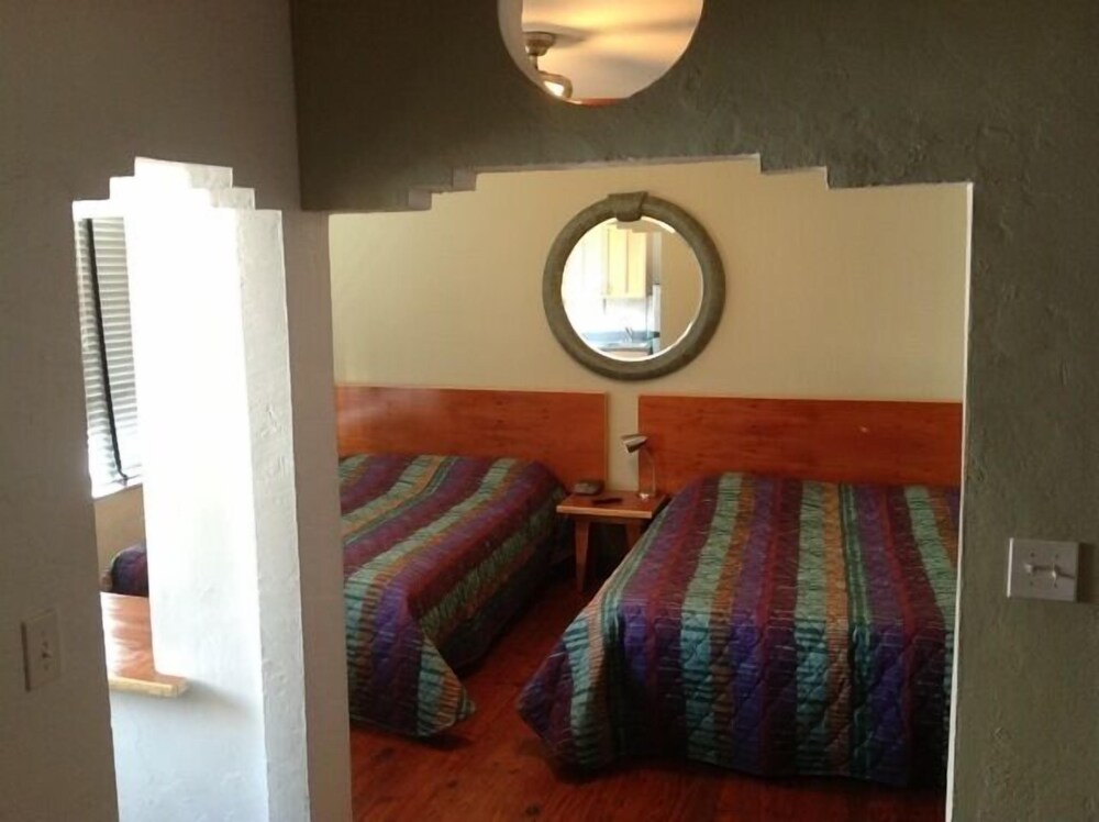 Sherbrooke All Suites Hotel - photo 14