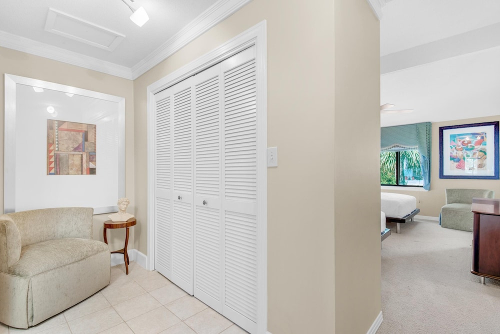 Shoreline Towers Townhouse 4 1 - photo 34