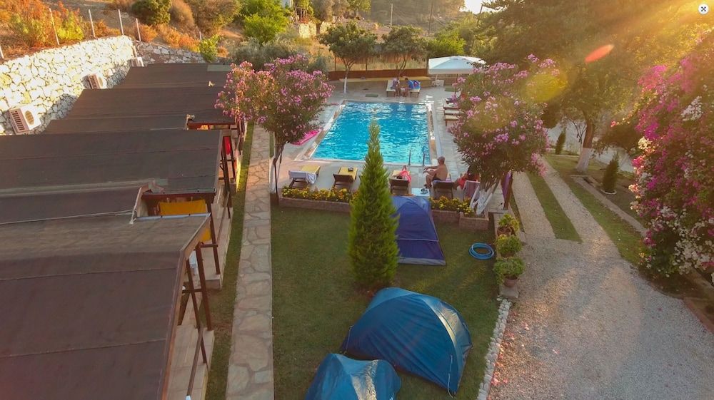 Onur Motel in Oeluedeniz, Turkey