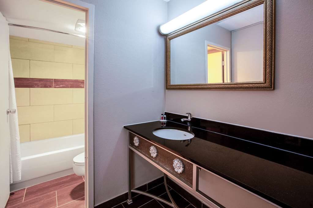 Baymont by Wyndham Northwood - photo 24