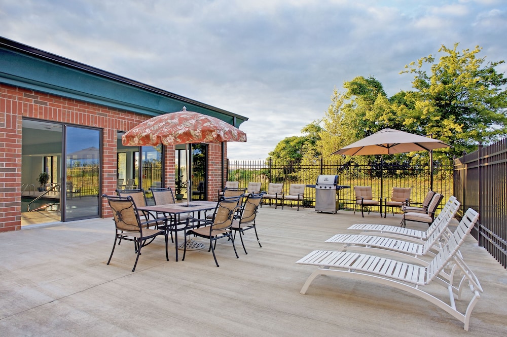 Holiday Inn Express Hotel & Suites Dyersburg by IHG - photo 42