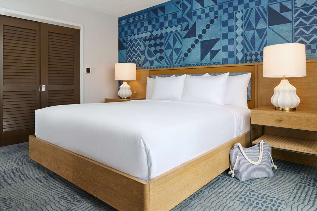 Outrigger Waikiki Paradise Hotel - photo 51