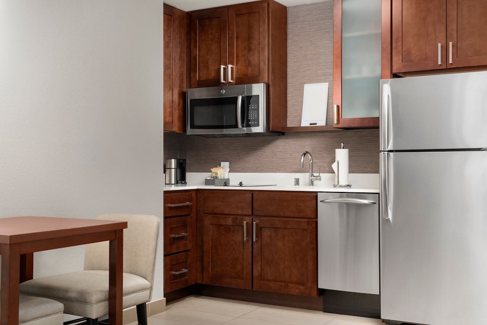 Residence Inn Milwaukee West - photo 12