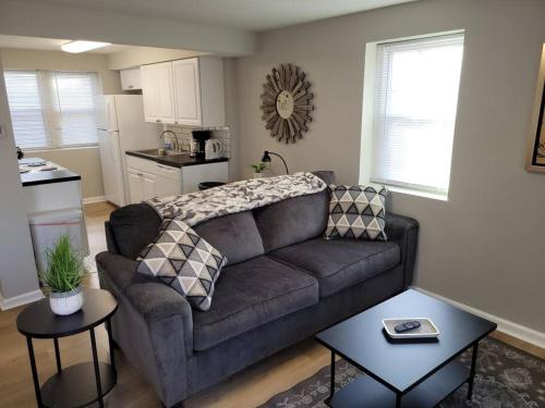 Davenport Dwellings Two Bedroom — 4-Star Luxury Hotel in Omaha, United States