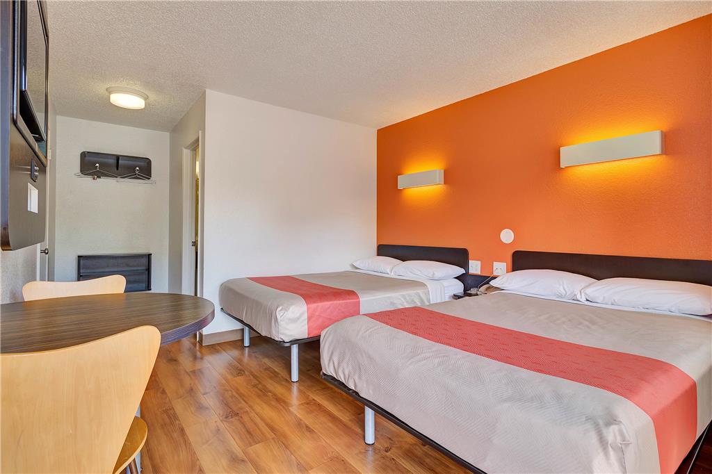 Motel6 Santa Rosa South - photo 12