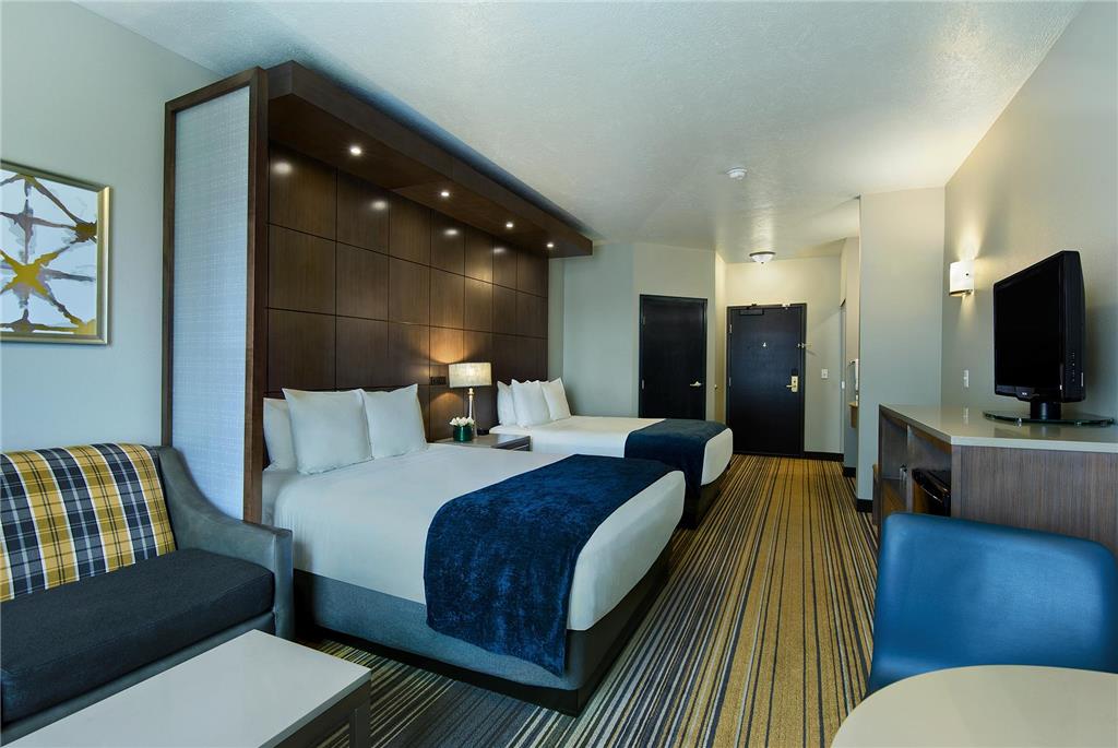 Oxford Suites Downtown Spokane - photo 7