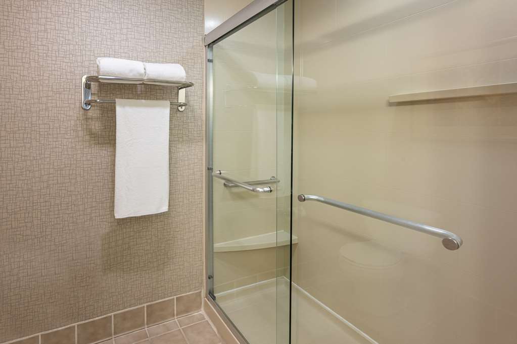 Hyatt House Herndon Reston - photo 33