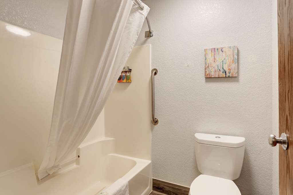 Quality Inn Pierre Fort Pierre - photo 33