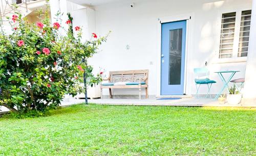 Sea Breeze Garden House — 4-Star Luxury Hotel in Civitavecchia, Italy