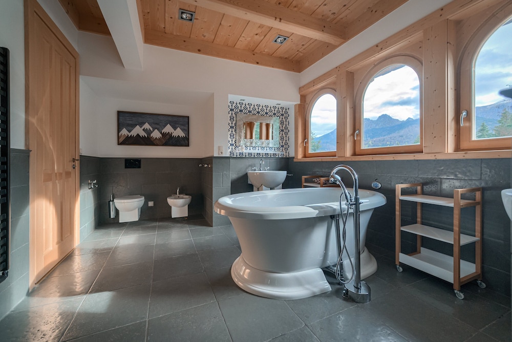 Rich Witch Villa&SPA — 4-Star Luxury Hotel in Koscielisko, Poland