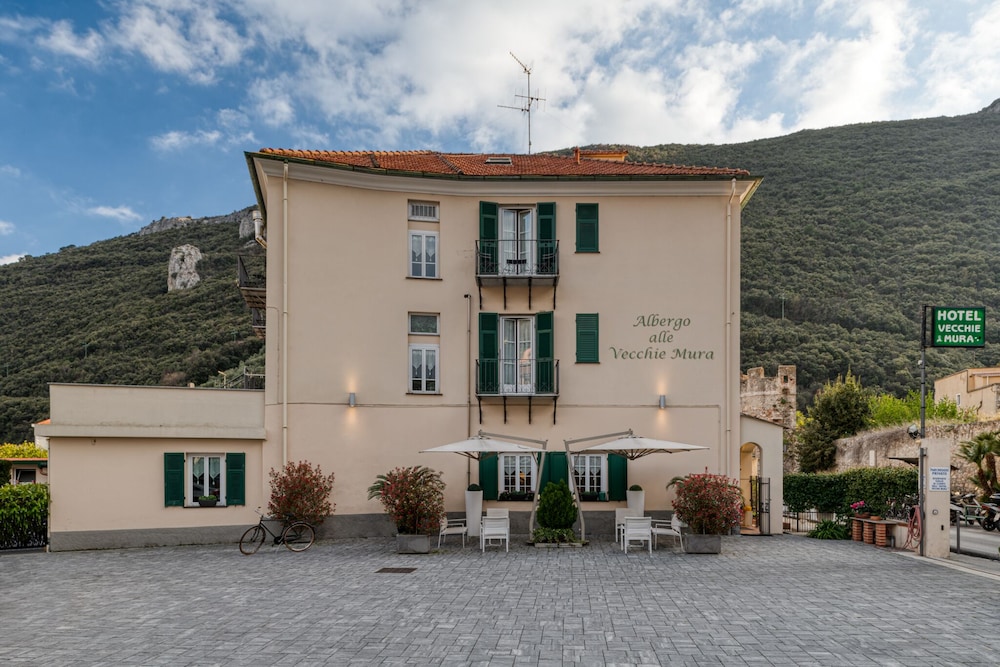 Hotel Vecchie Mura in Finale Ligure, Italy