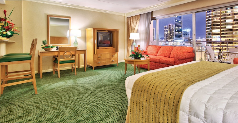Waikiki Marina Resort at the Ilikai - photo 10