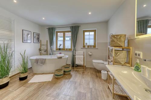 Ferienwohnung Madek V — 4-Star Luxury Hotel in Mauth, Germany