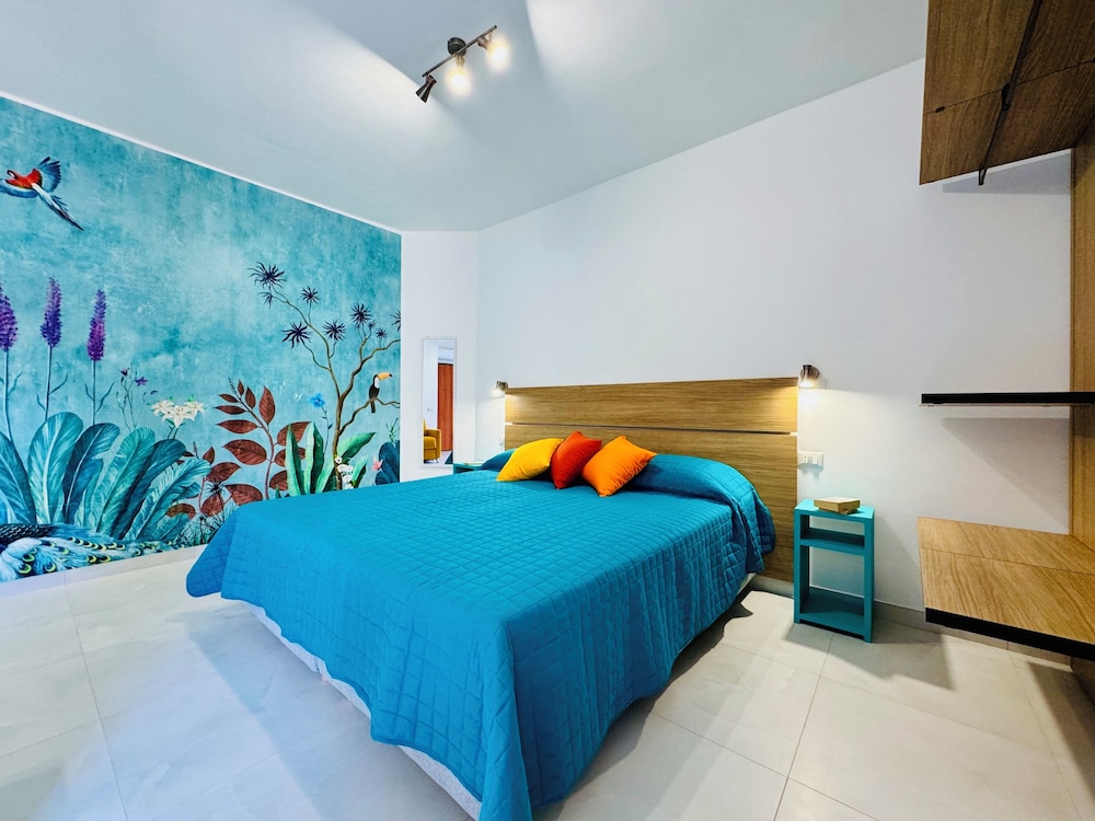 YourHome Blu Jade House — 4-Star Luxury Hotel in Piano Di Sorrento, Italy