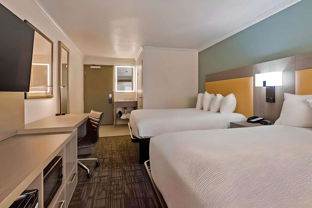 Comfort Inn Hayward Oakland South - photo 13