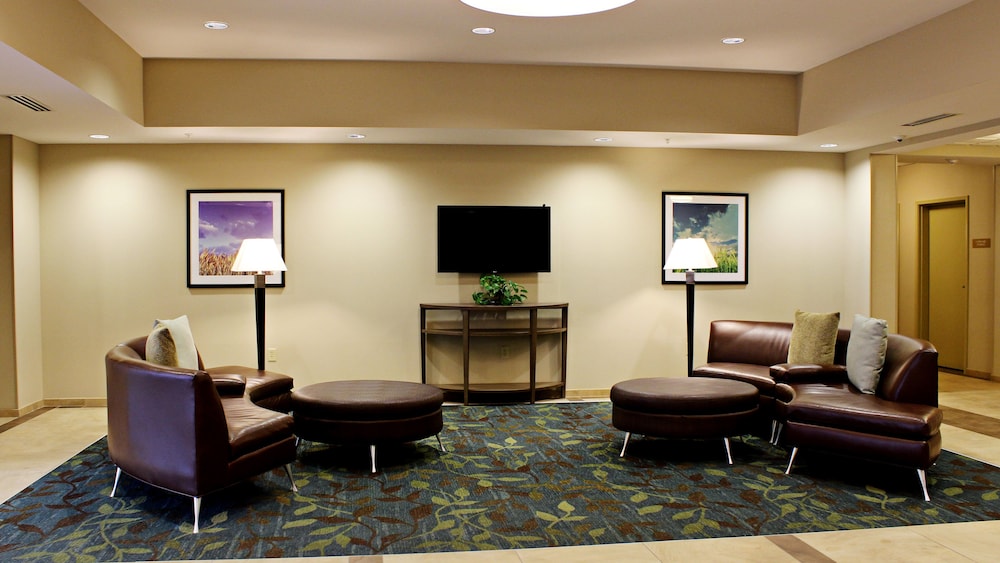 Candlewood Suites Sioux City Southern Hills by IHG - photo 44