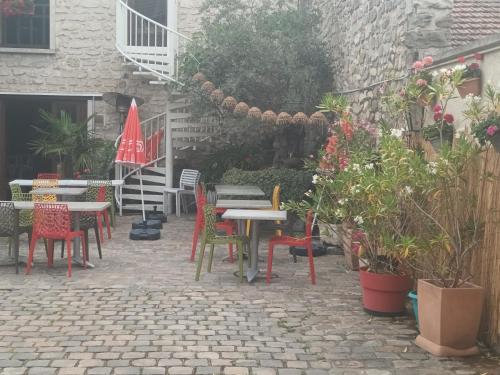 La Rose - carbon neutral hotel in Pierrelaye