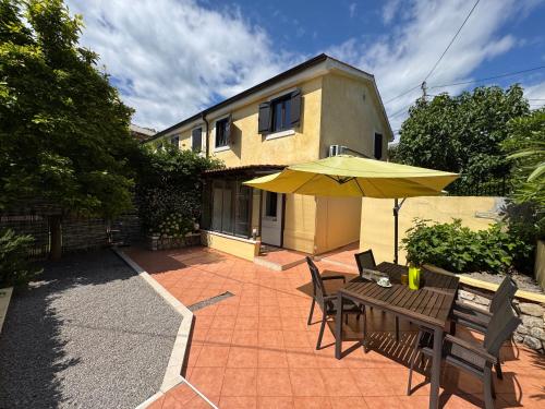 Apartment Ela Kostrena Rijeka — 4-Star Luxury Hotel in Kostrena, Croatia