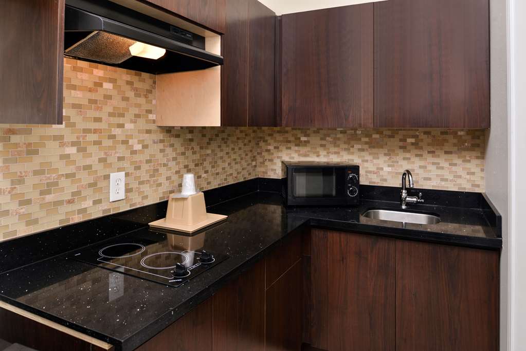 Americas Best Value Inn & Suites Spring Houston N - photo 12