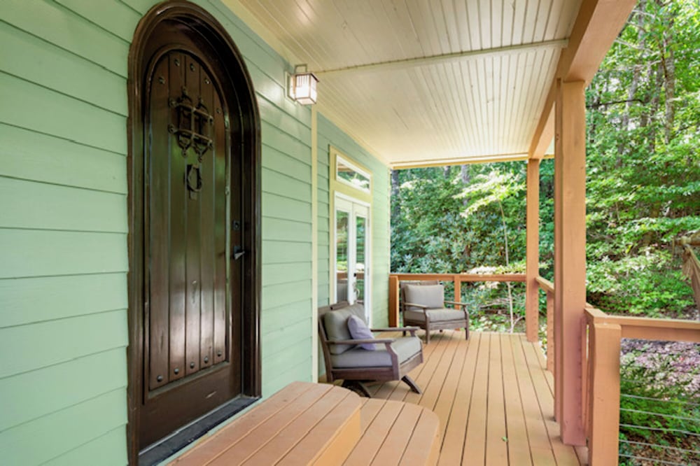 Point of View in Fairview, United States