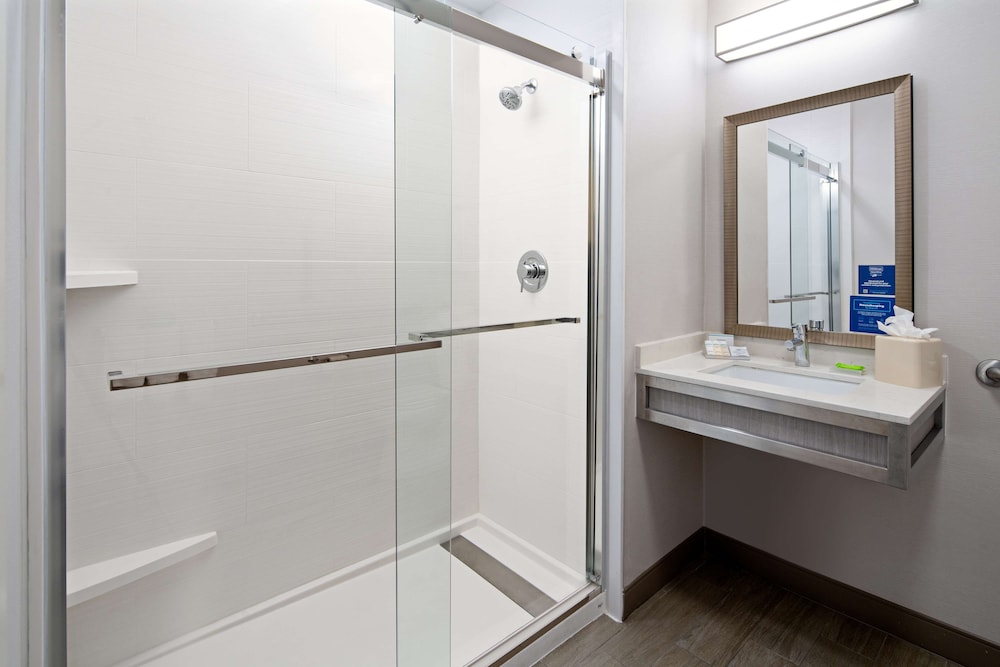 Hilton Garden Inn Roseville - photo 25