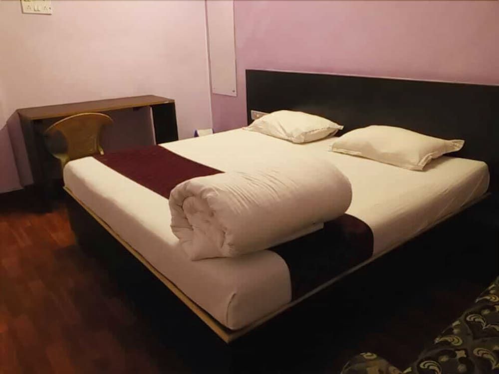 Shaheer Hospitality 111