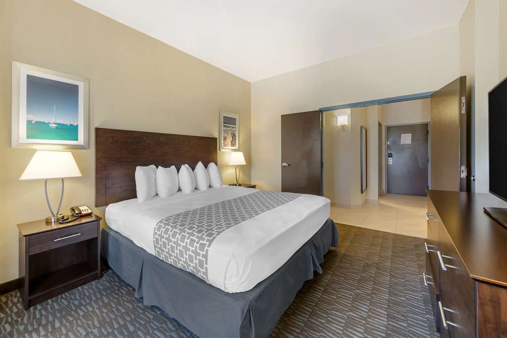Best Western Naples Plaza Hotel - photo 32