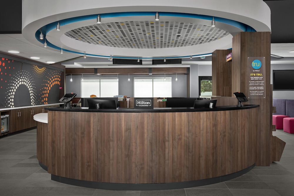 Tru by Hilton Joliet Plainfield - photo 6