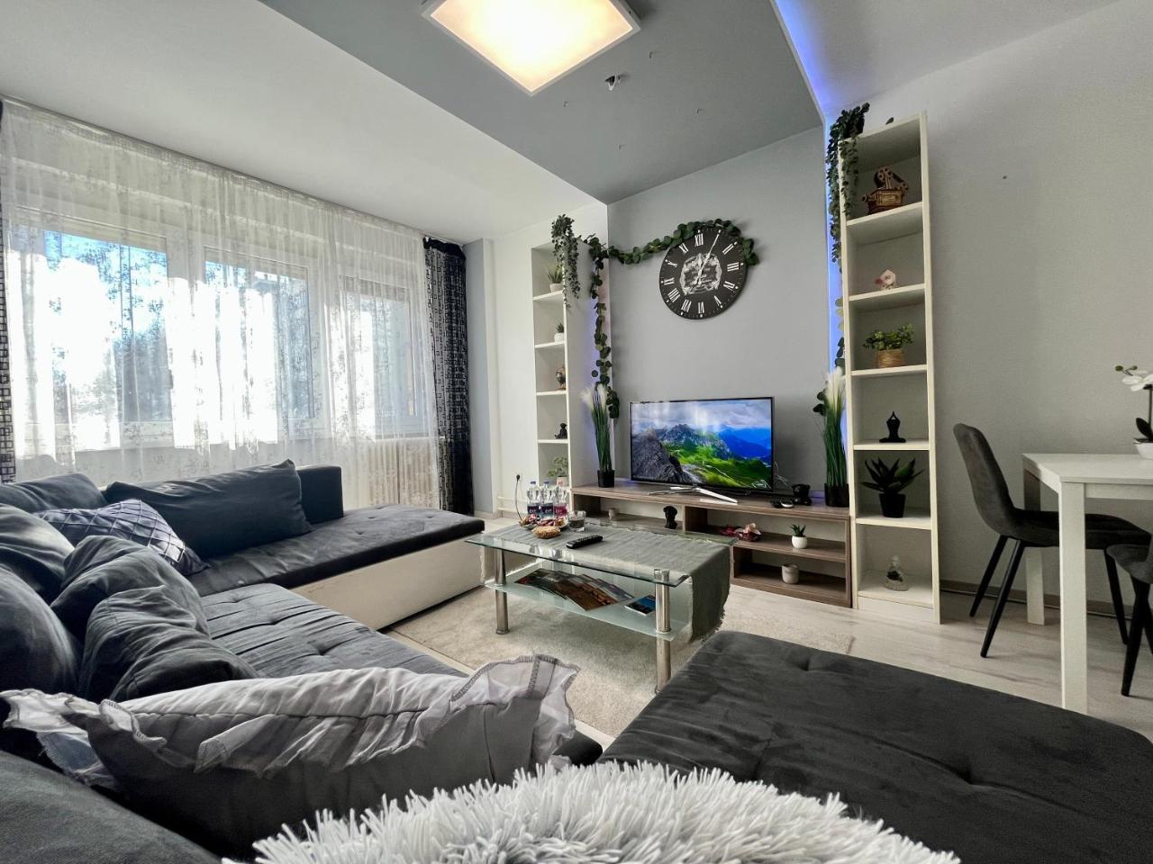Greatforestsportandspauniversityflat - last minute hotel in Debrecen