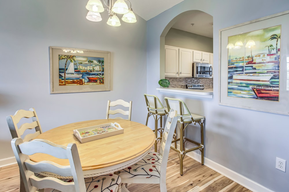 3 Mi to Beach: NMB Golf Resort Condo - photo 8