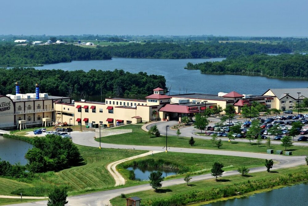 Lakeside Hotel Casino a Travelodge by Wyndham — hotel in Osceola