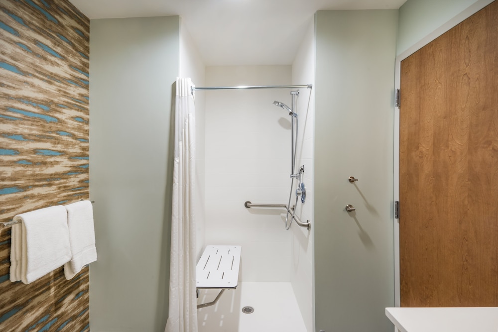 Holiday Inn Express & Suites Greenville SE Simpsonville by IHG - photo 32