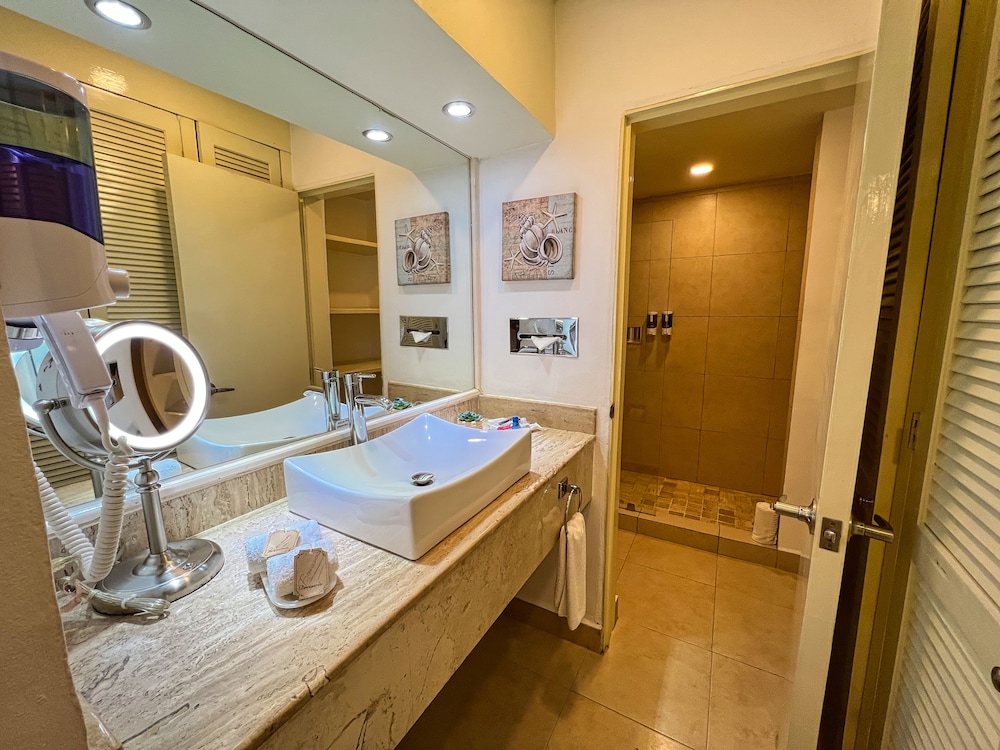 Binniguenda Huatulco All Inclusive & Beach Club