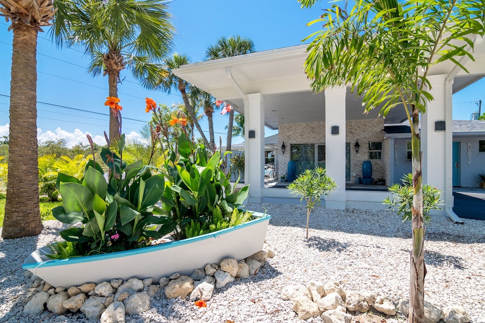 Latitude 26 Waterfront Boutique Resort Fort Myers Beach - photo 66