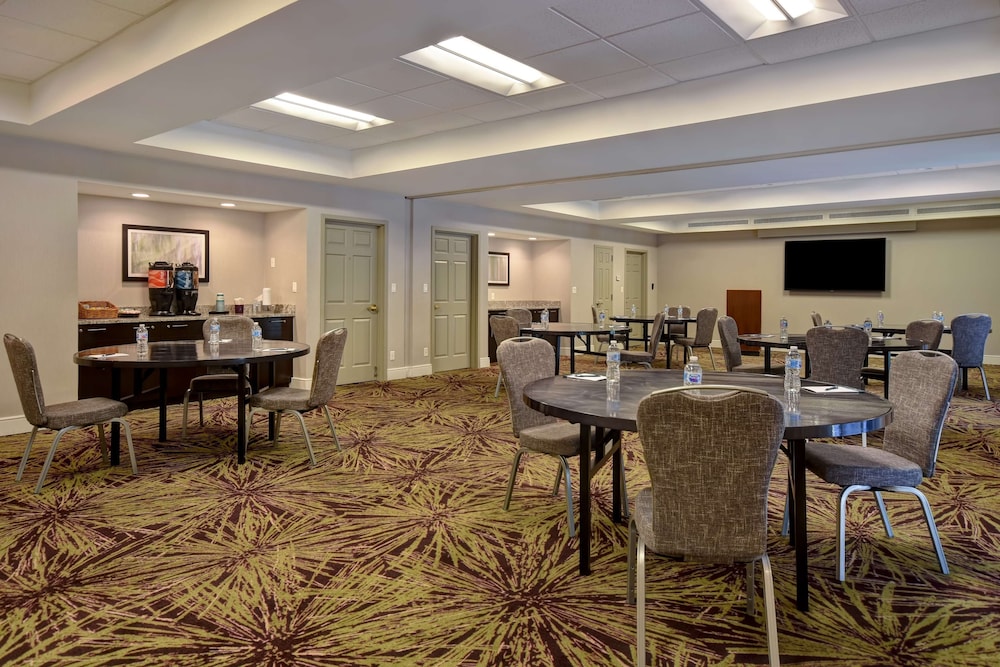 Homewood Suites by Hilton Philadelphia Great Valley - photo 34