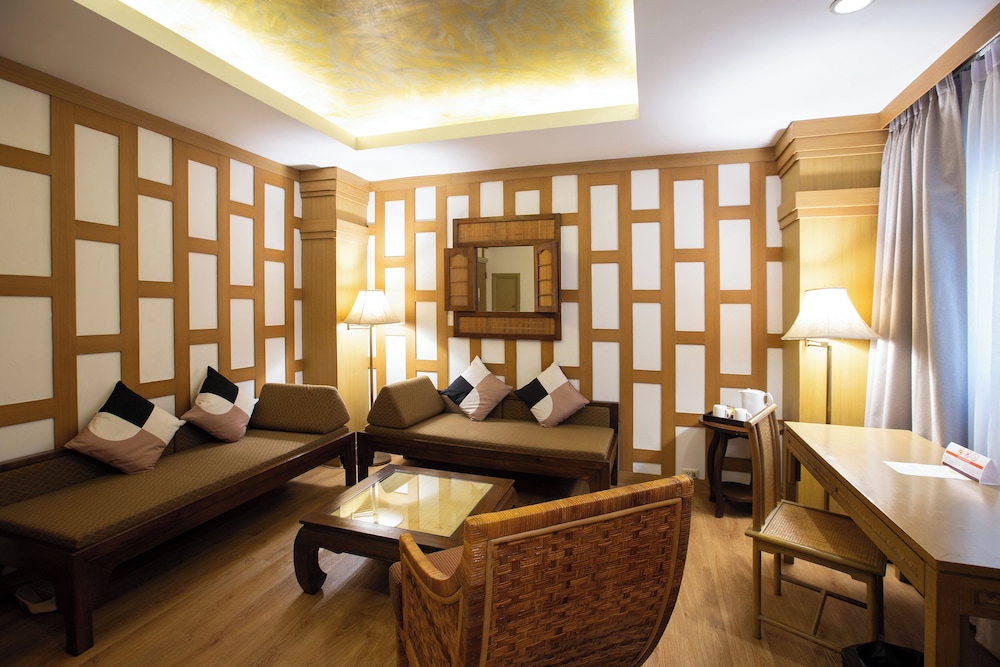 The Tarntawan Hotel Surawong Bangkok