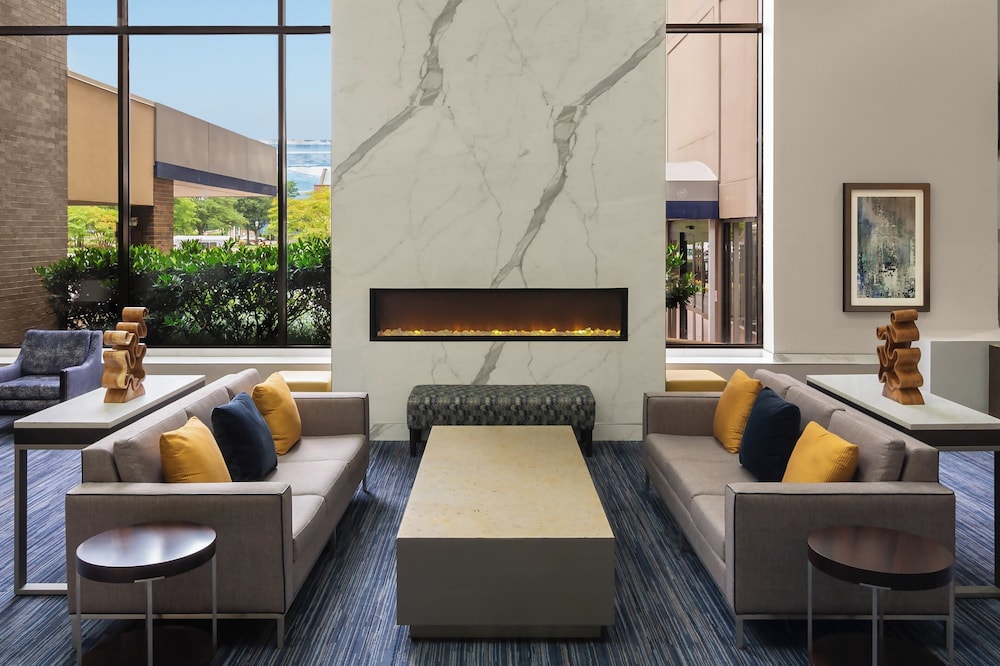 Sheraton Norfolk Waterside Hotel - photo 5