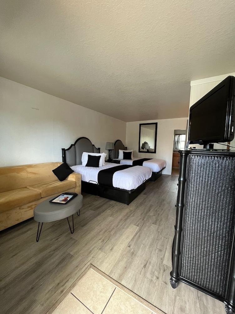 Holiday Isles Resort - photo 18