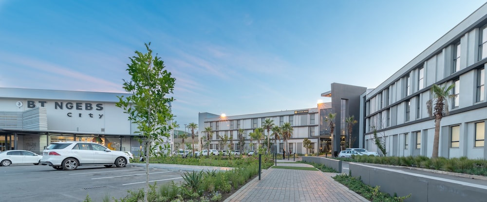Mayfair Hotel — 4-Star Luxury Hotel in Mthatha, South Africa